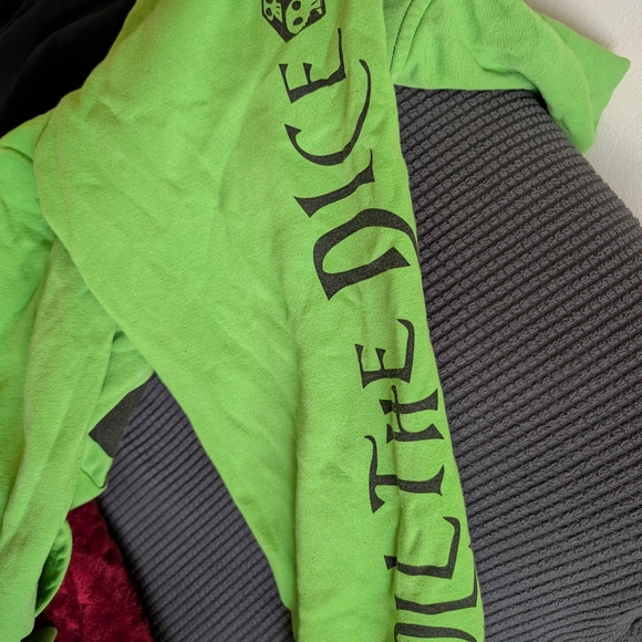 Green and Black Graphic Hoodie - Picture 4 of 4